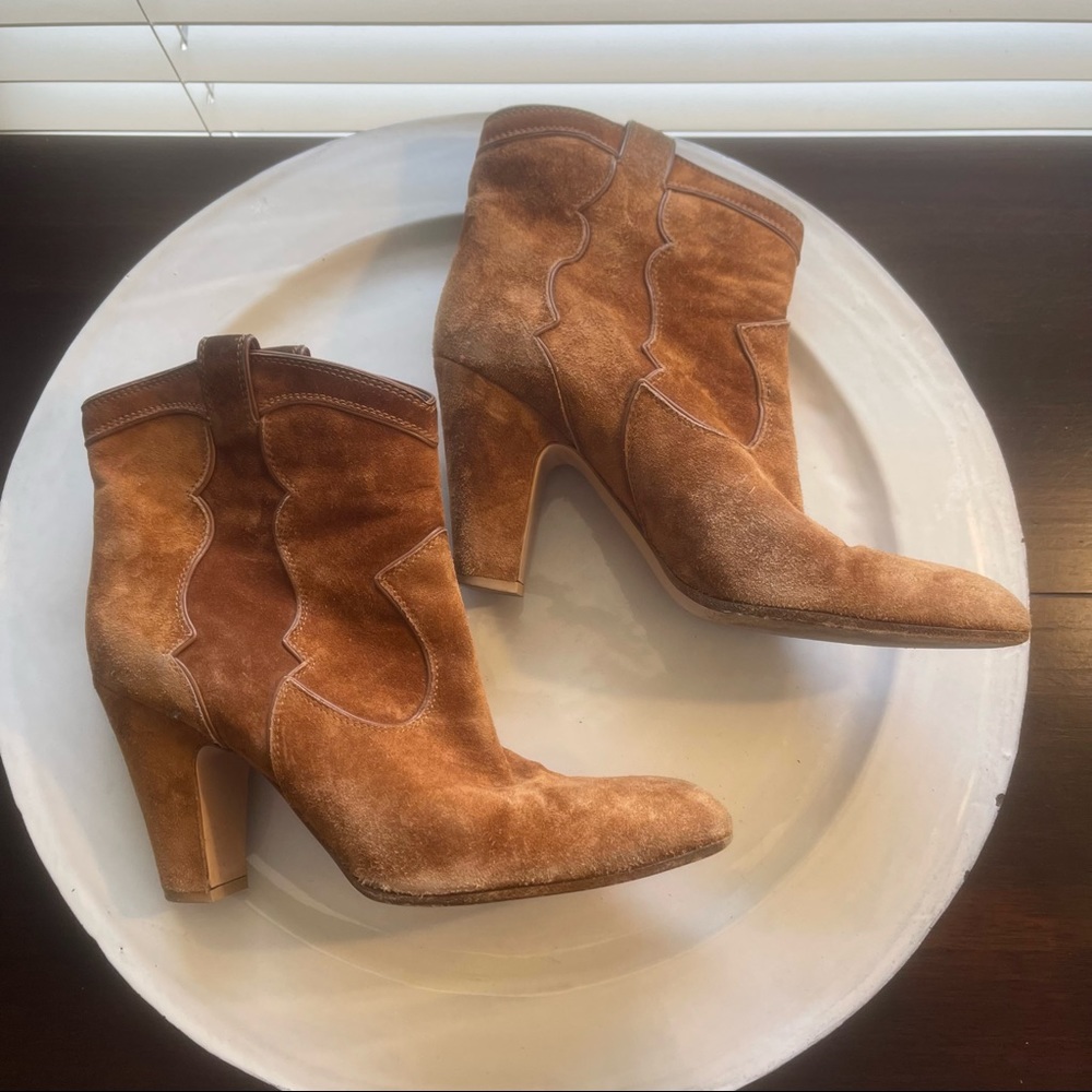 Gianvito Rossi western tan suede ankle boots